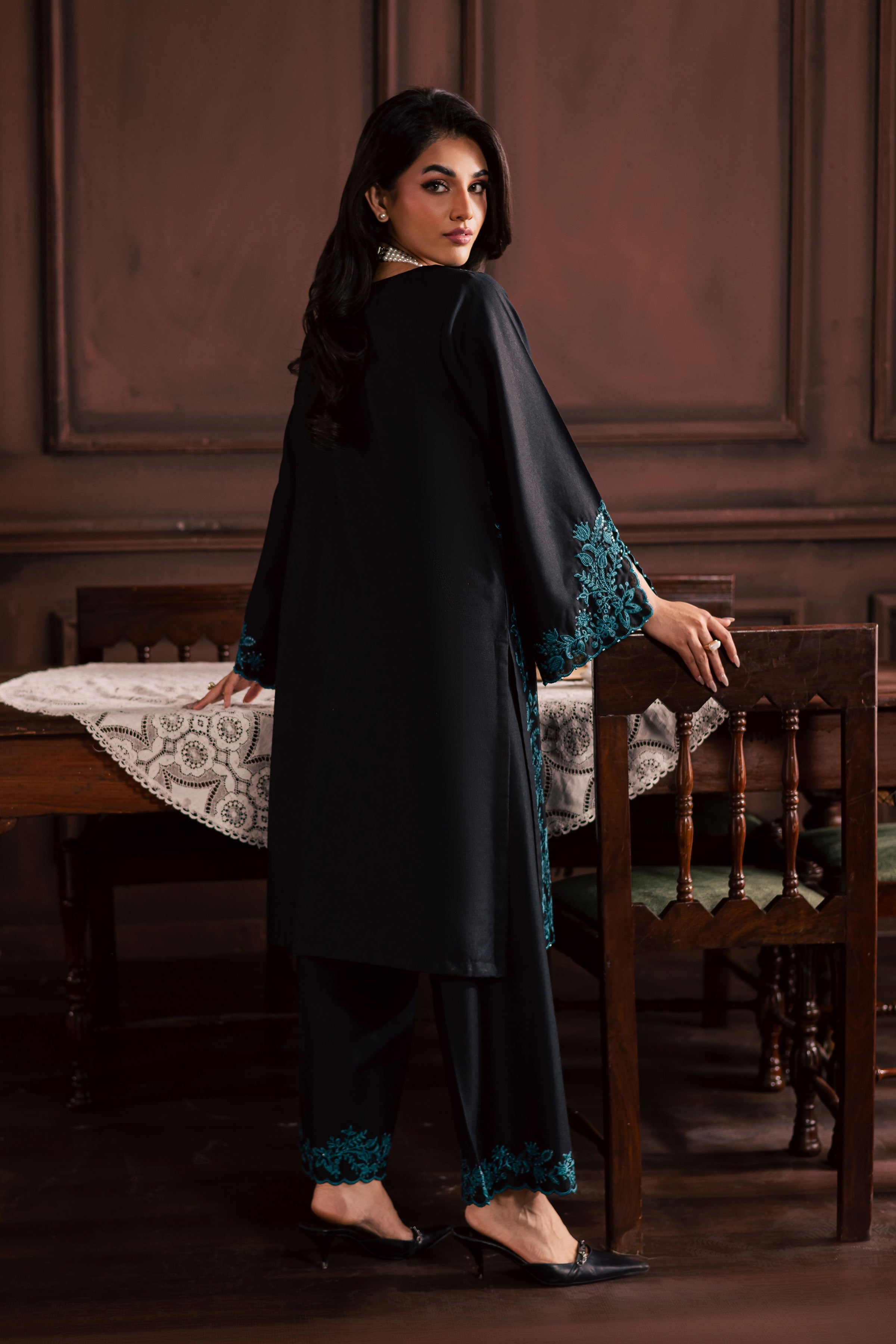 DREAMBOAT 2PC EMBROIDERED DRESS