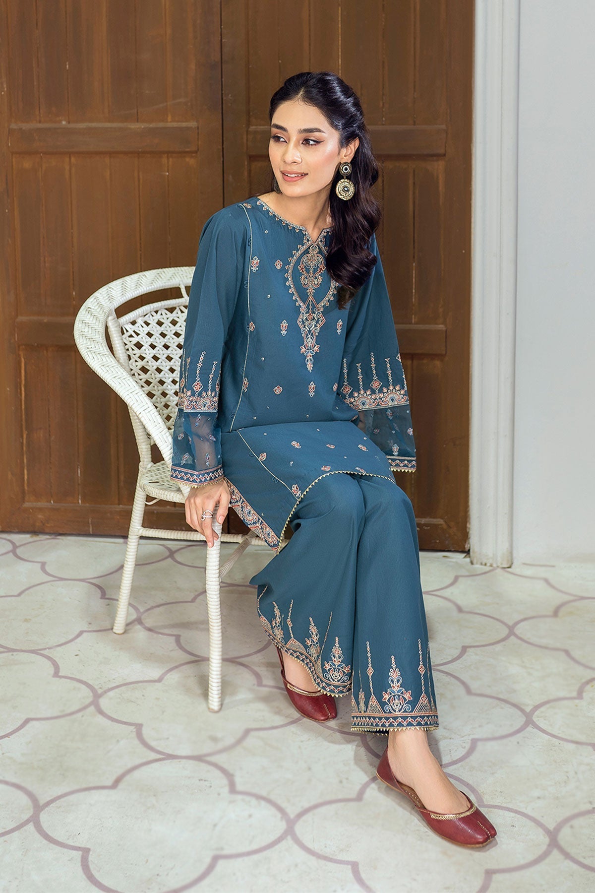 2PC EMBROIDERED SUIT