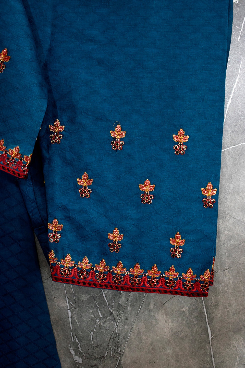 2PC EMBROIDERED SUIT ( HT )